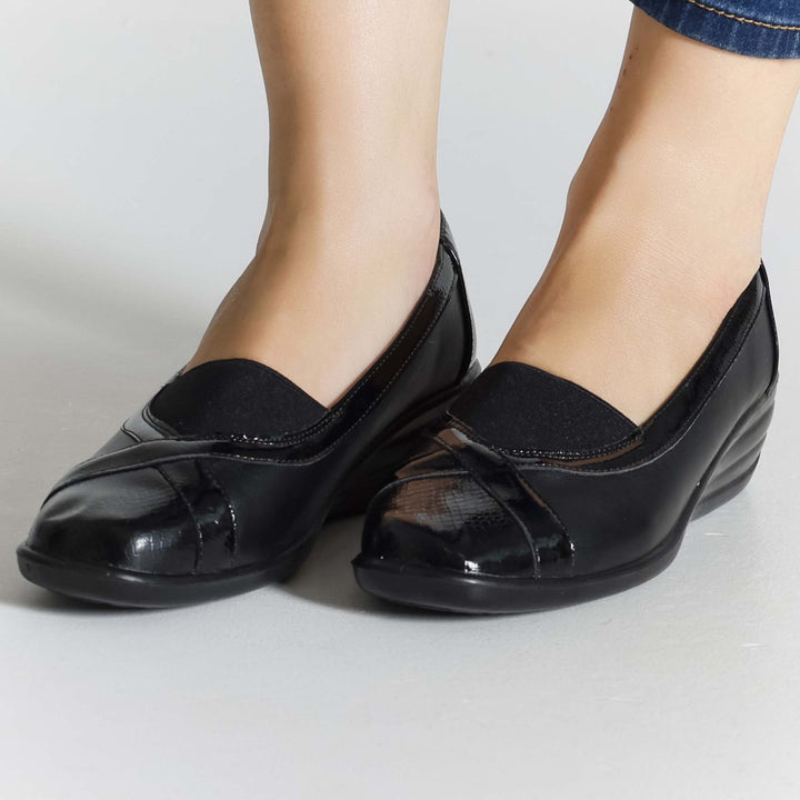Daphne | Elevated Sole Moccasins