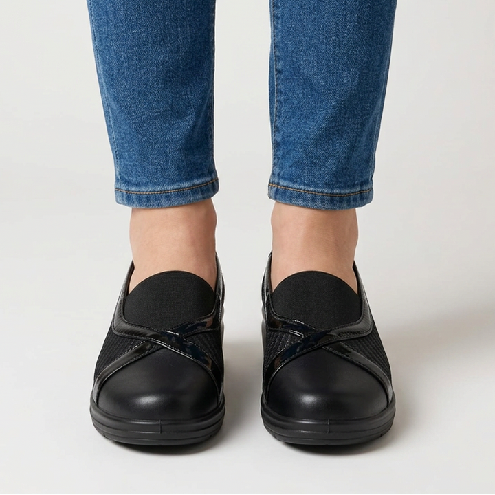 Elastic Band Moccasins with Glossy Accents