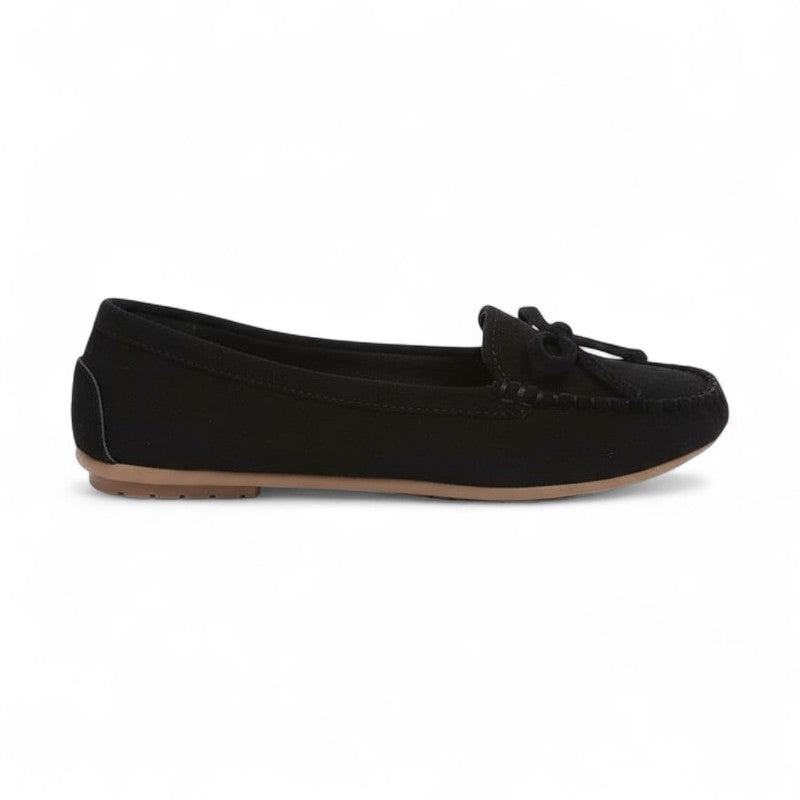 Elegant Bow-Embellished Moccasins