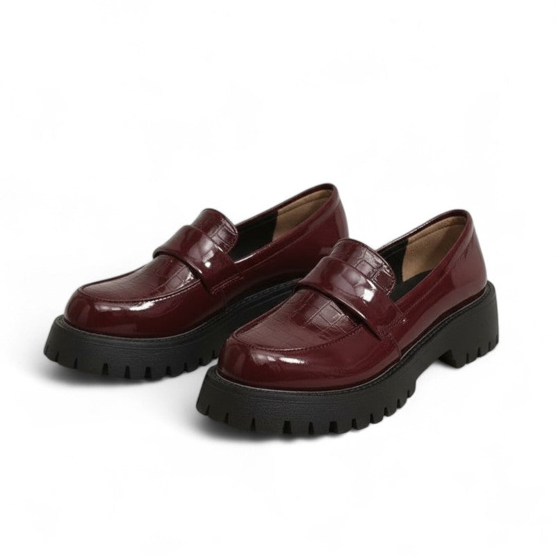 Crocodile-Effect Lacquered Loafers Available in Three Colors