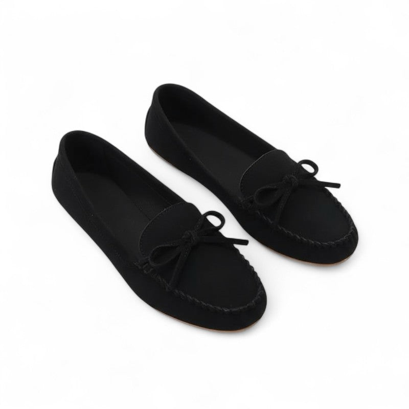 Elegant Bow-Embellished Moccasins