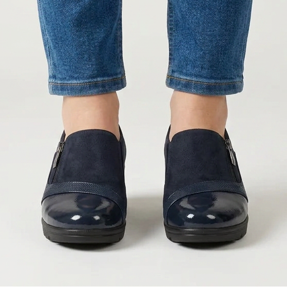 Four-Color Heeled Moccasins