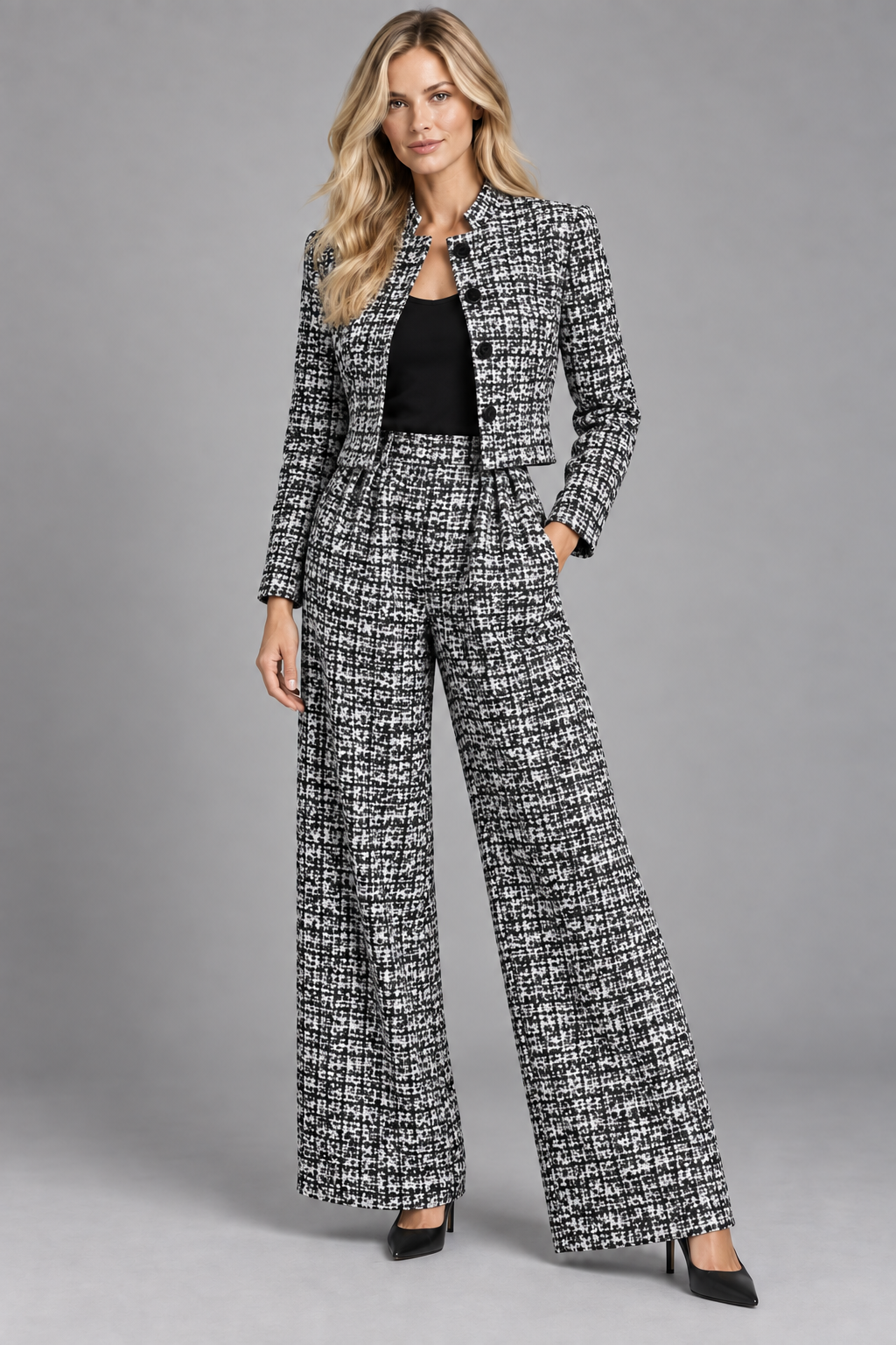 Chic Two-Piece Ensemble Featuring Flared Trousers