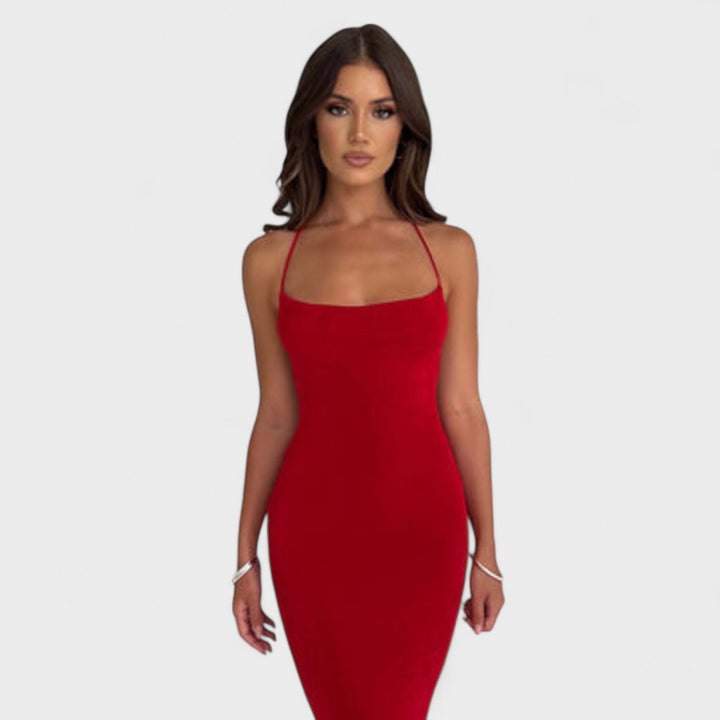 Luna - The dress that accentuates your curves