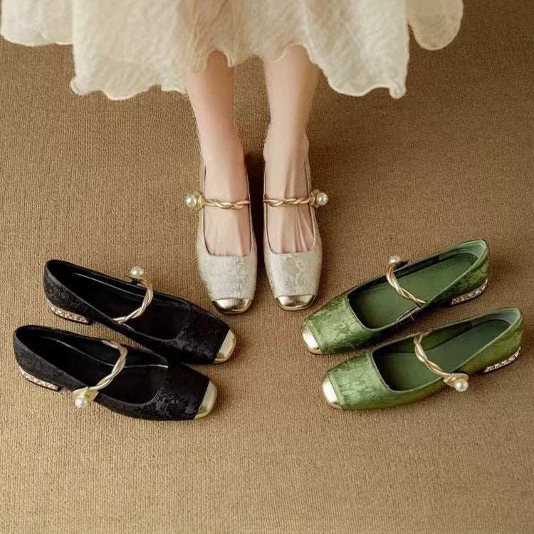 Eirene - Ballet-style Shoes