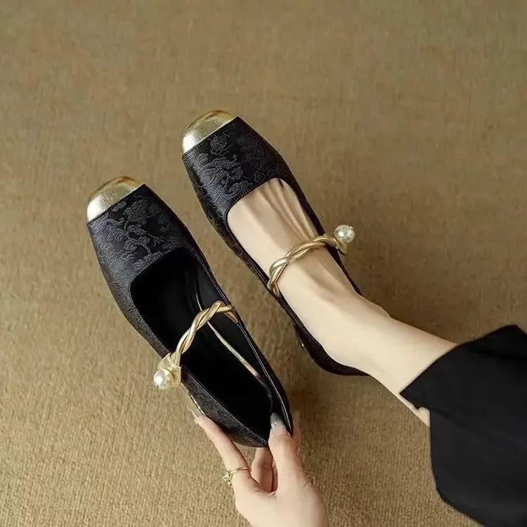 Eirene - Ballet-style Shoes