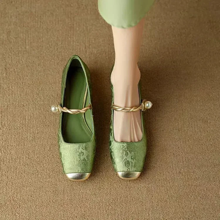 Eirene - Ballet-style Shoes