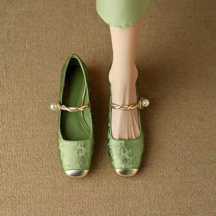 Frida – Classic Sandals with a Refined Design