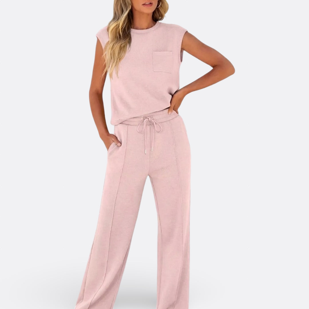 Iris - Comfortable Everyday Outfit Set Made from Soft Material