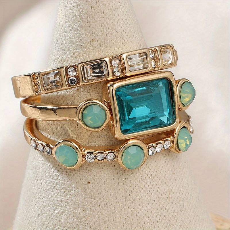 Herta - Vintage Ring Set with Blue Crystal