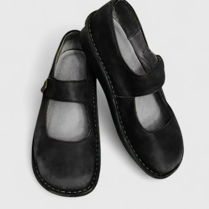 Quelira | Mary Jane Kingad Collection