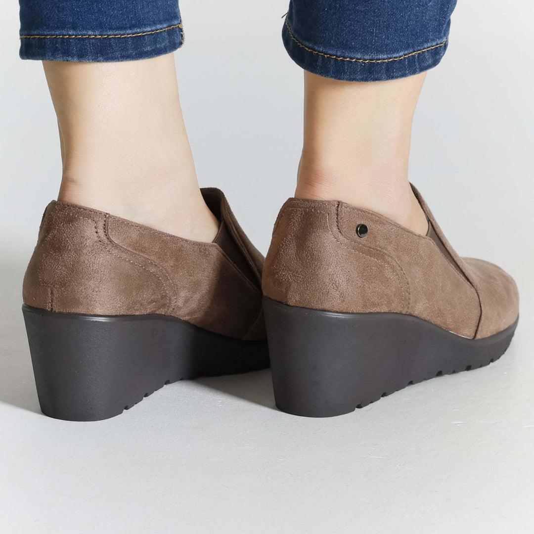 Livia | Stylish Heeled Moccasins