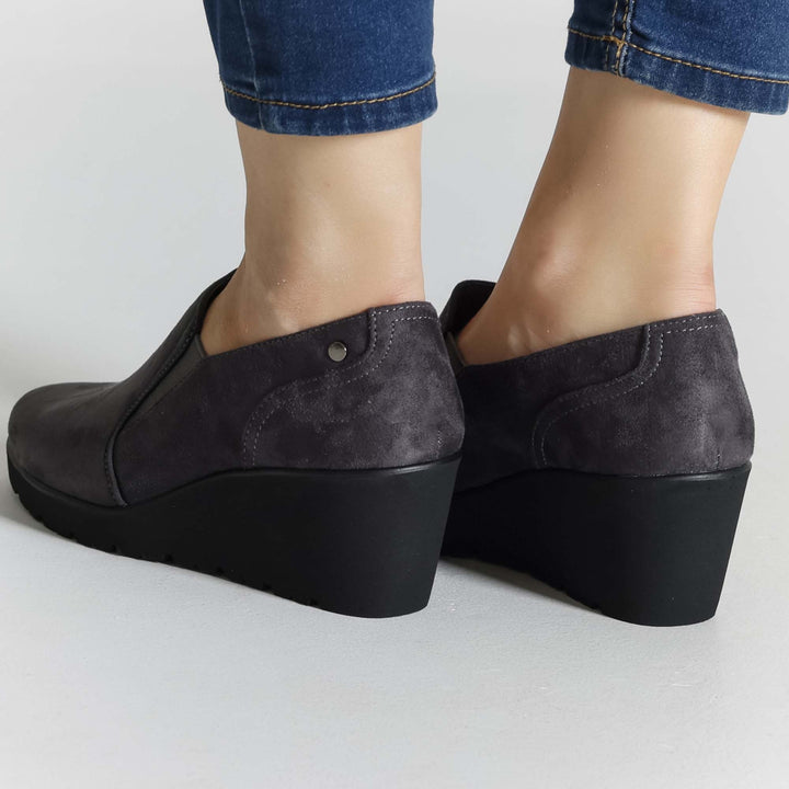 Livia | Stylish Heeled Moccasins