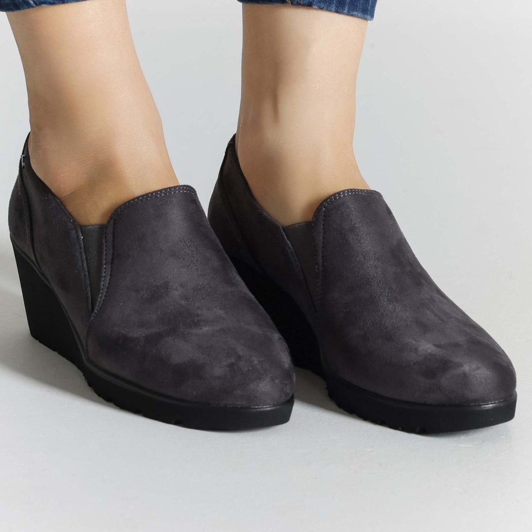 Livia | Stylish Heeled Moccasins