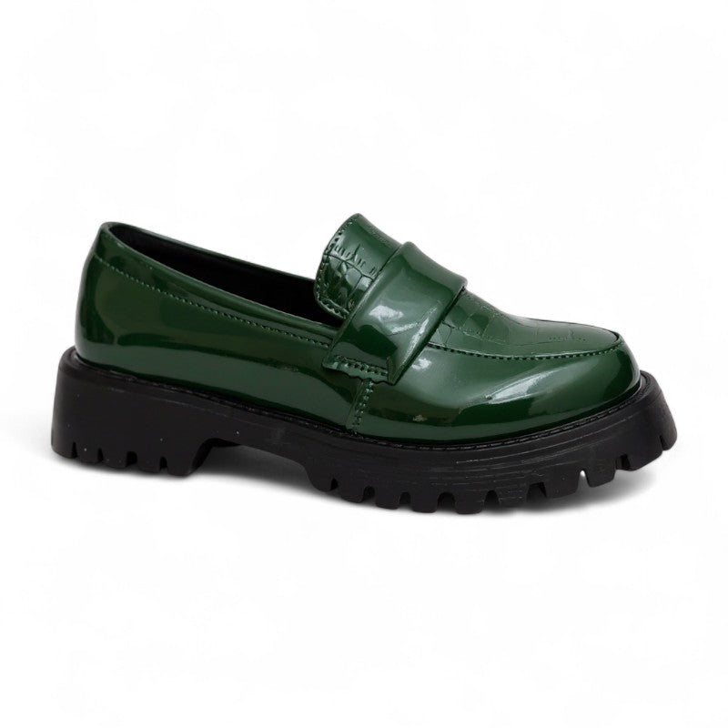 Crocodile-Effect Lacquered Loafers Available in Three Colors