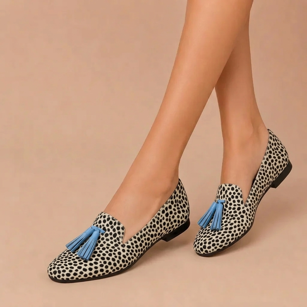 Mira™ | Moccasins with Stylish Tassels
