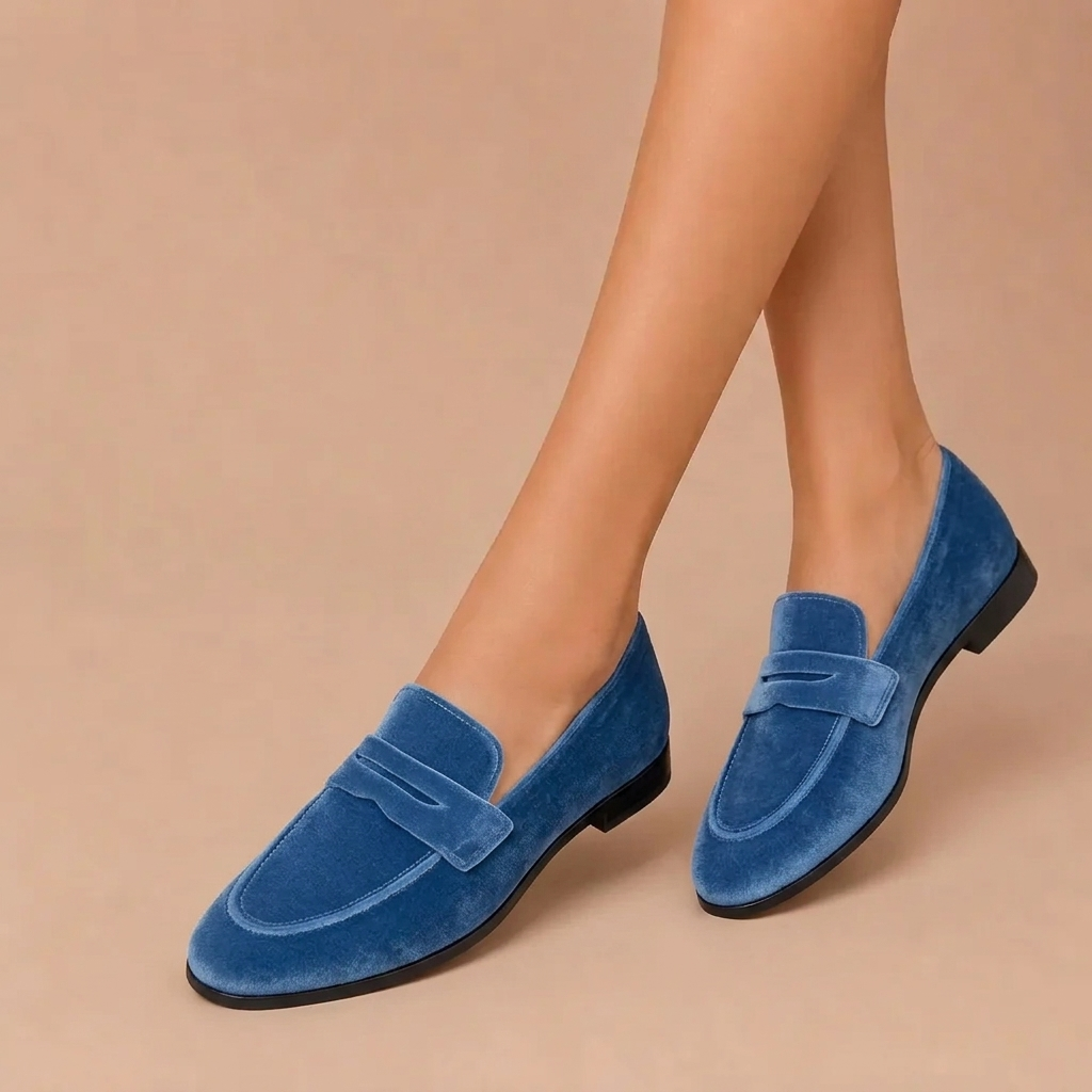 Louise™ | Moccasins in Soft Velvet