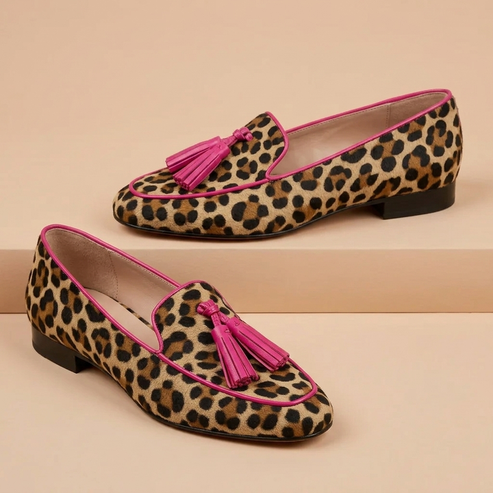 Nikoleta - Moccasins with Pom Poms