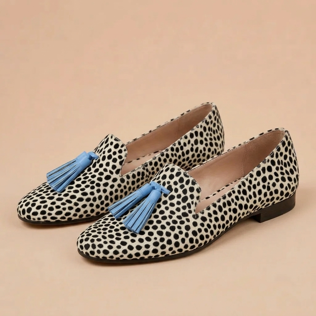 Mira™ | Moccasins with Stylish Tassels