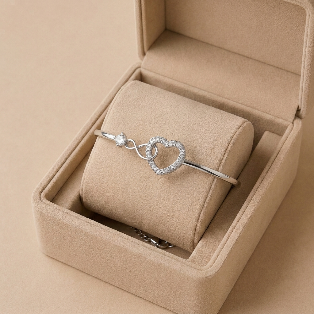 Leni - Heart Bracelet