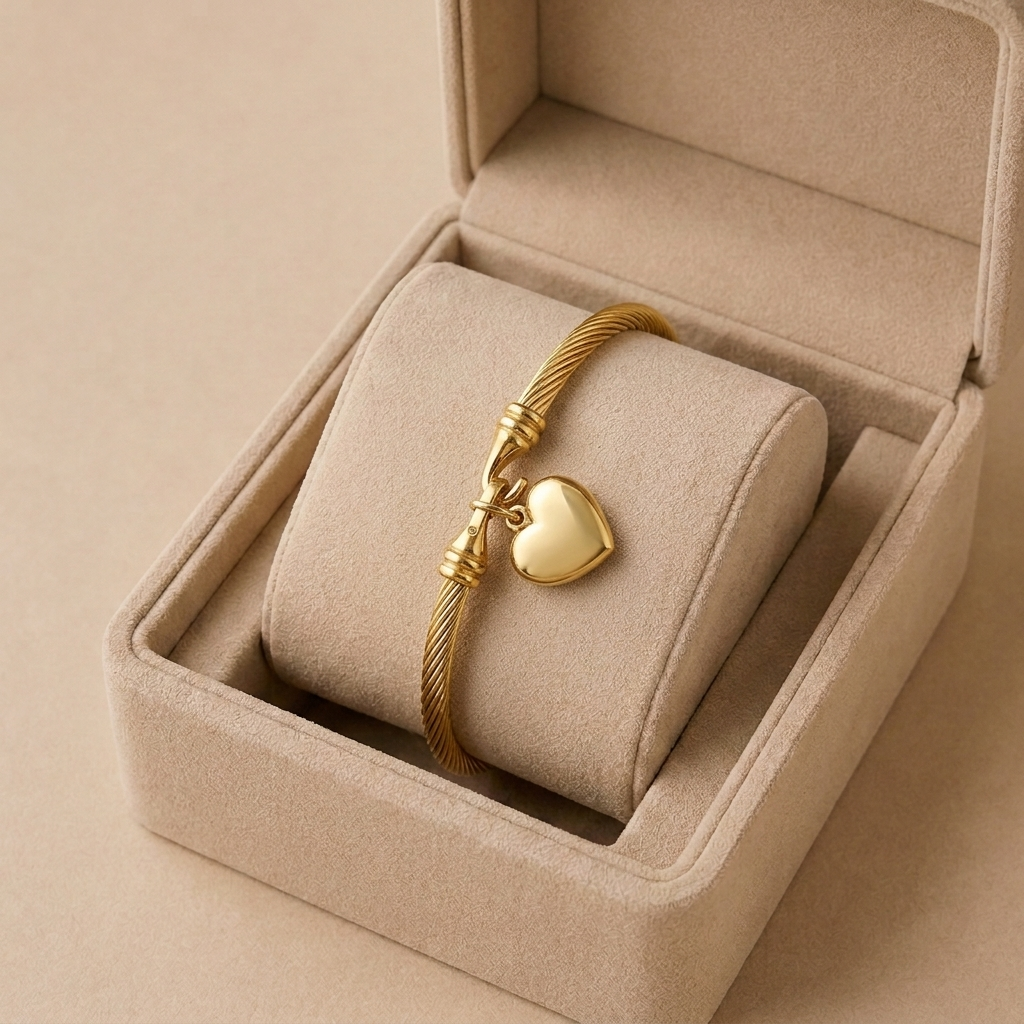 Gold Bracelet with Heart
