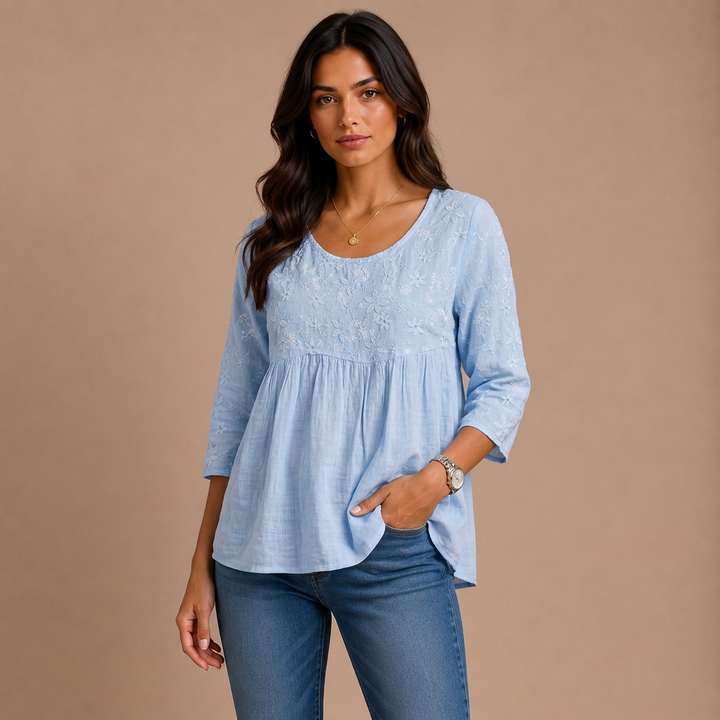 Nicole - Patchwork blouse with embroidered flowers