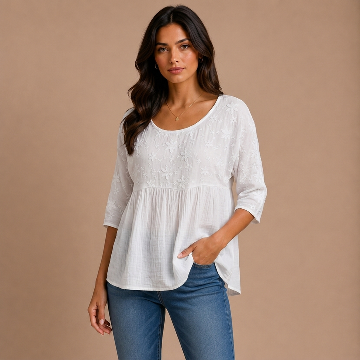 Nicole - Patchwork blouse with embroidered flowers