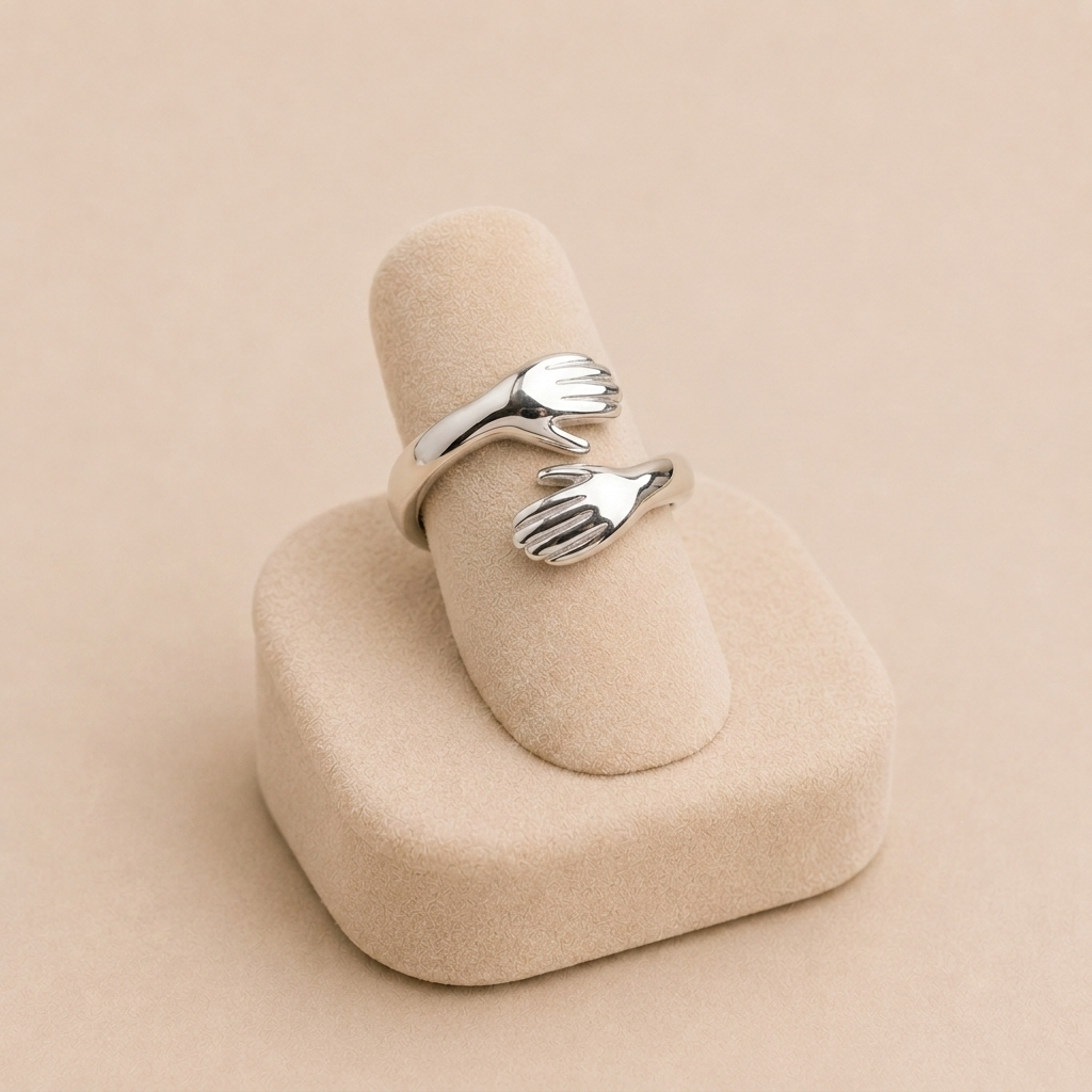 Hug Ring