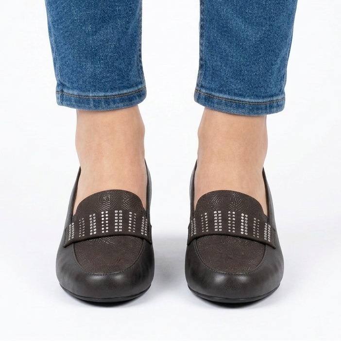 Timeless High-Heeled Loafers