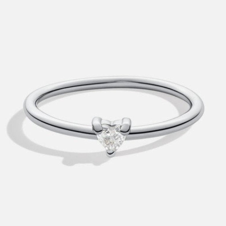 Carlotta – Slim Silver Ring with Fine Line