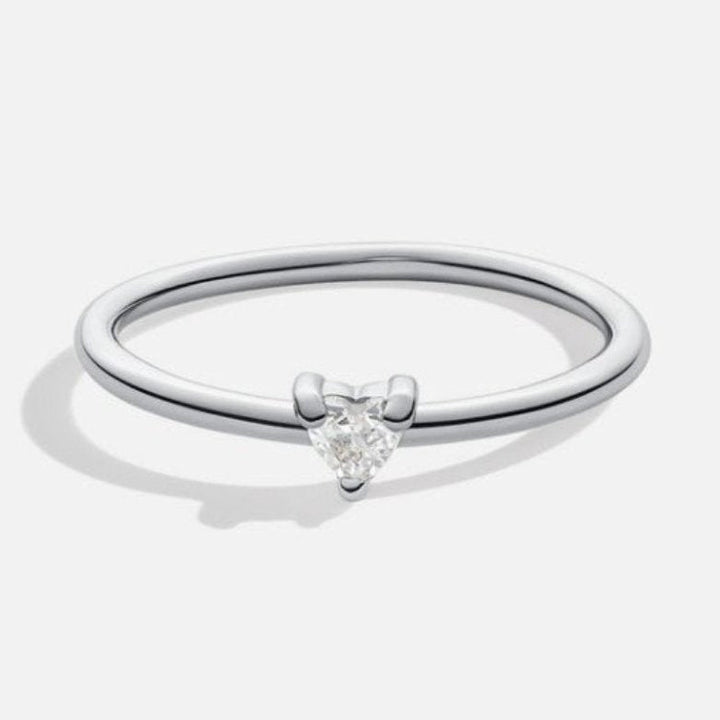 Carlotta – Slim Silver Ring with Fine Line
