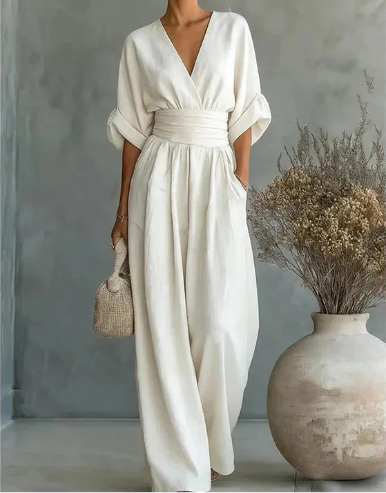 Daniella - Elegant top with V neckline and wide trousers