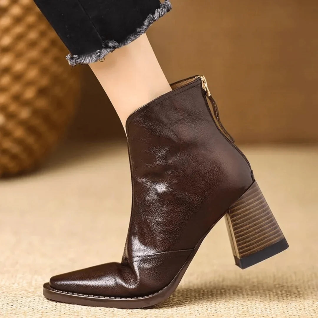Claudia - Elegant Mid-Heel Ankle Boots