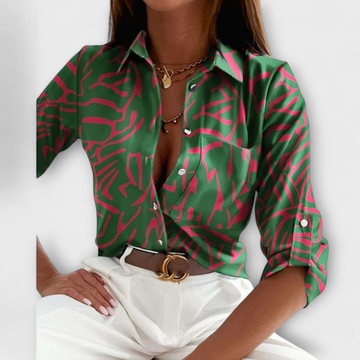 Romina - Classic Collared T-Shirt