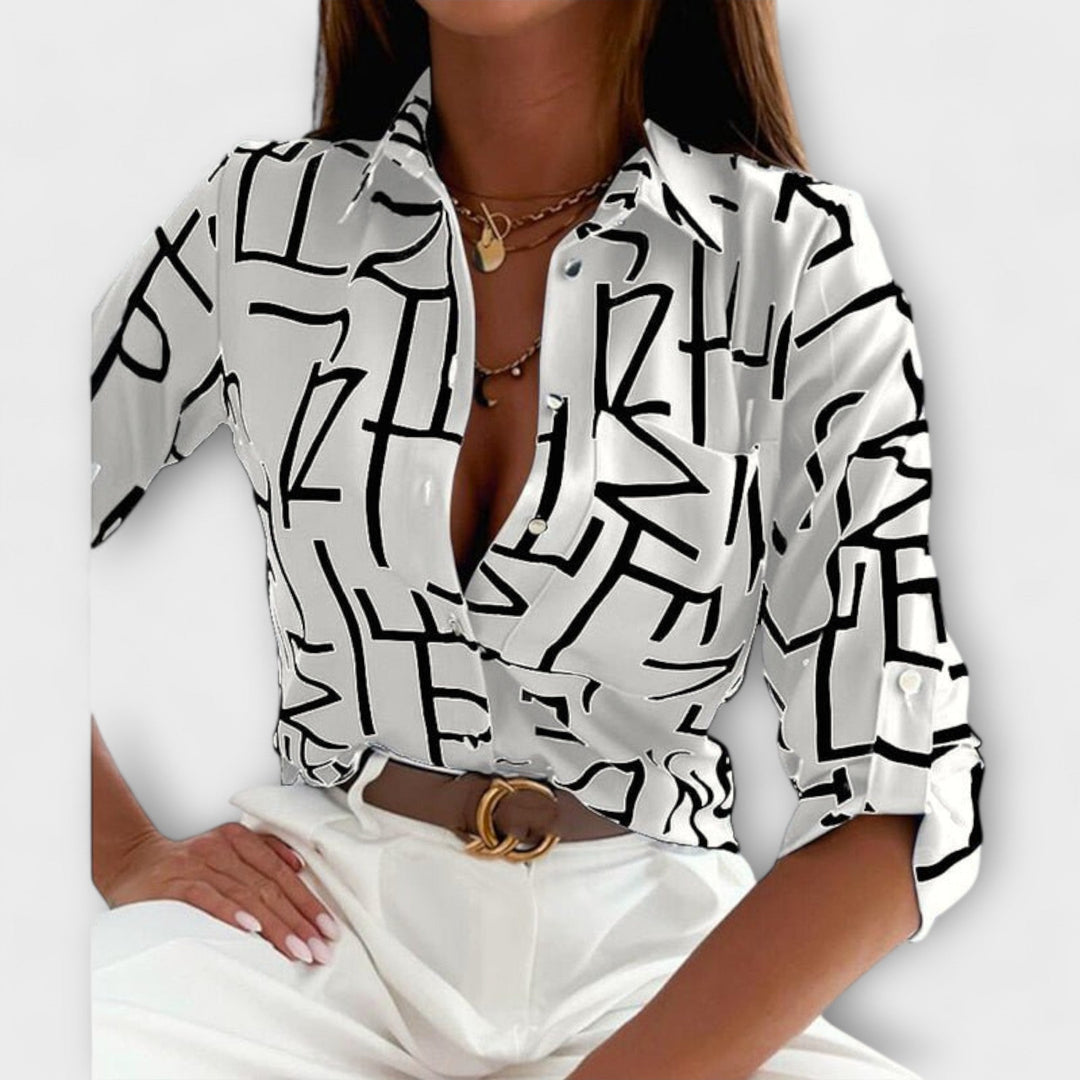 Romina - Classic Collared T-Shirt