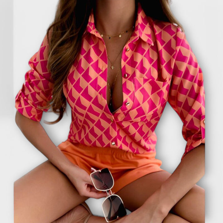 Romina - Classic Collared T-Shirt